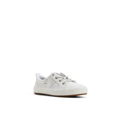 Crest Wave Sneaker