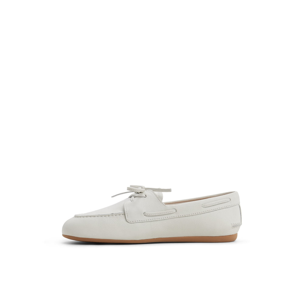 Sperry x Aritzia Slim Boat Shoe Ivory