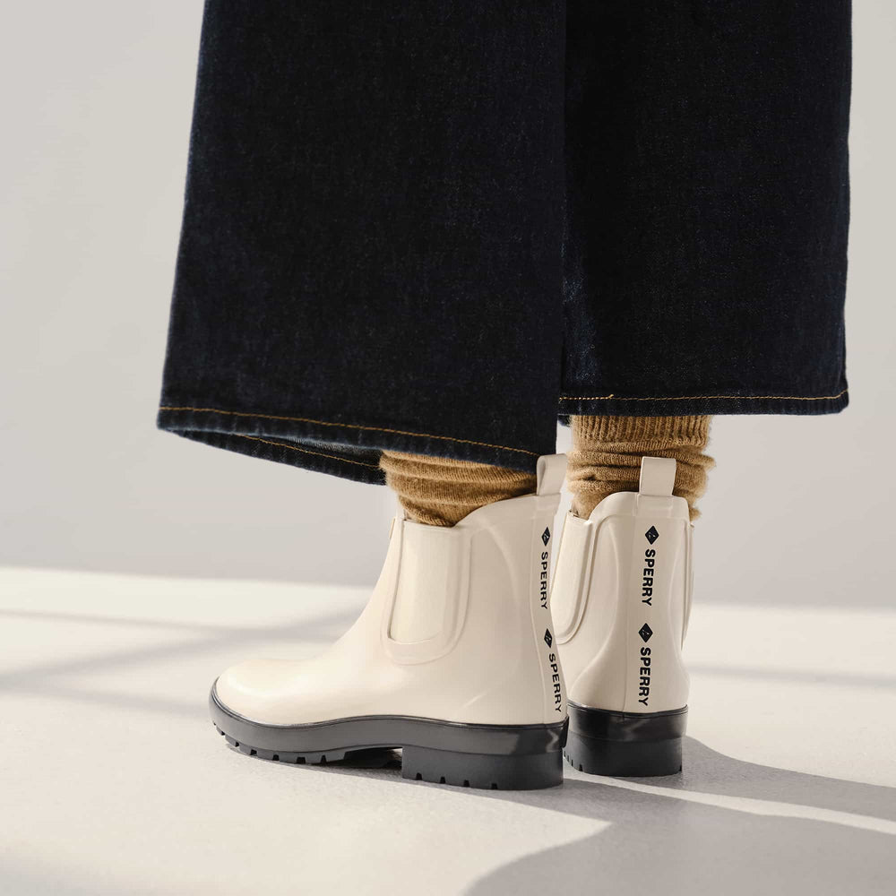 Drizzle Chelsea Rain Boot Cream